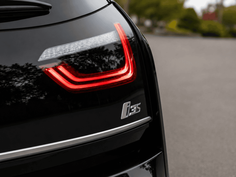 BMW i3s