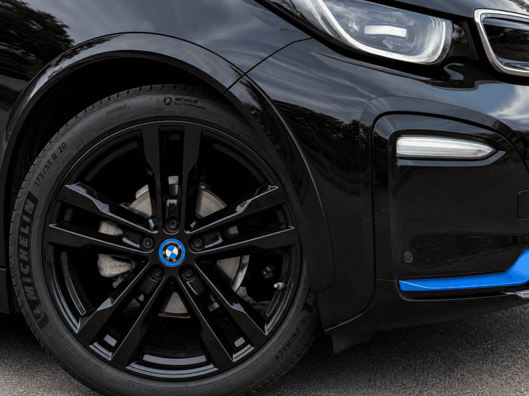 BMW i3s