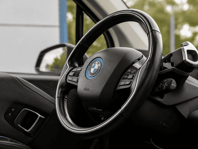 BMW i3s
