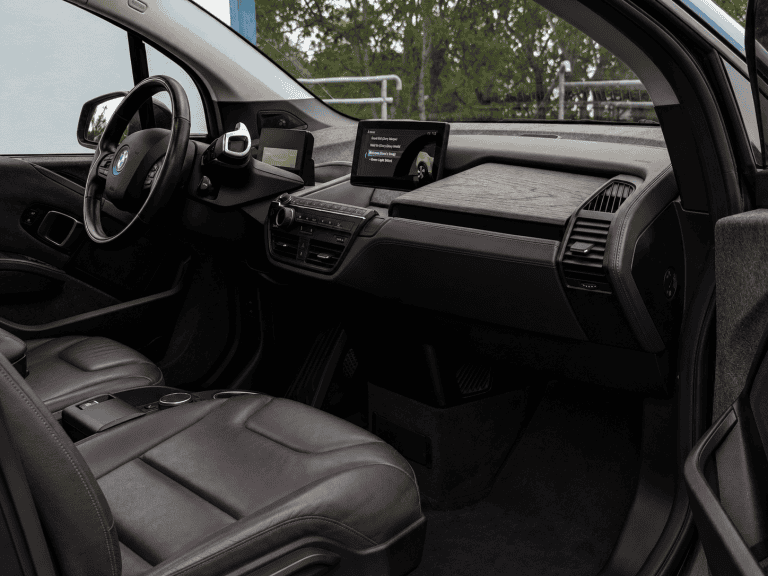 BMW i3s