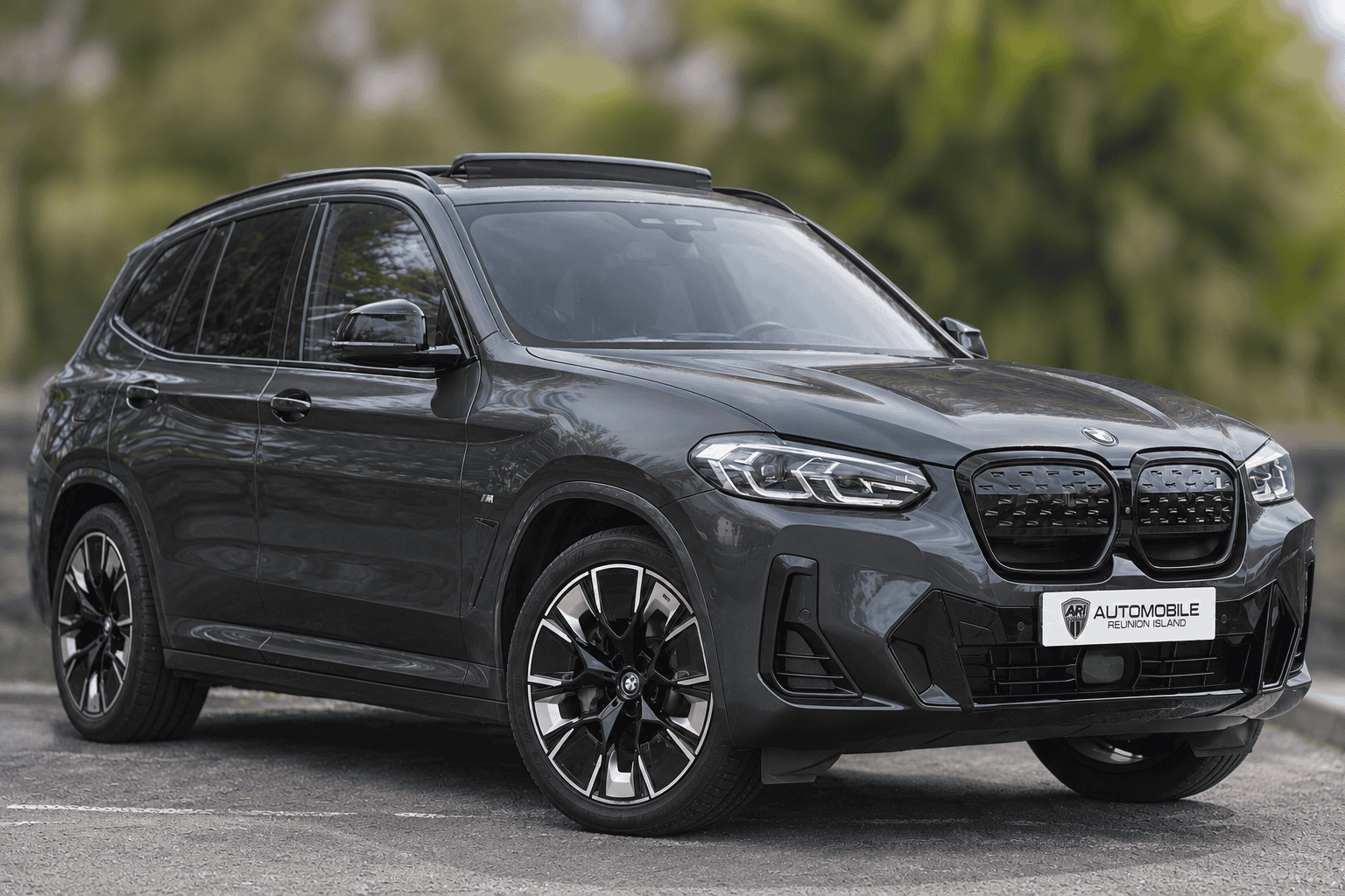 BMW iX3 Impressive
