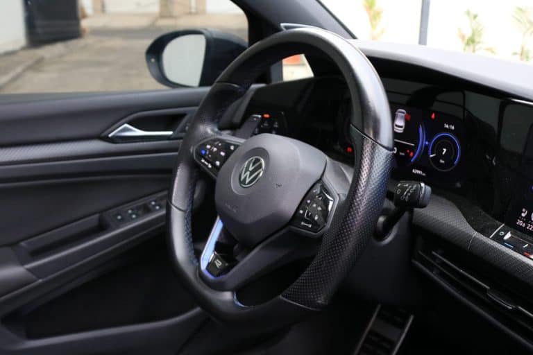 Volkswagen Golf 8R